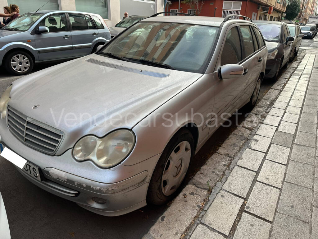 Mercedes Benz C200 CDI 2004 · imagen 1