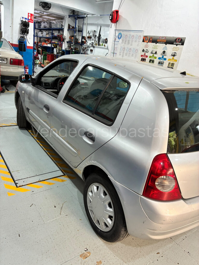 Renault Clio 2005 · imagen 2
